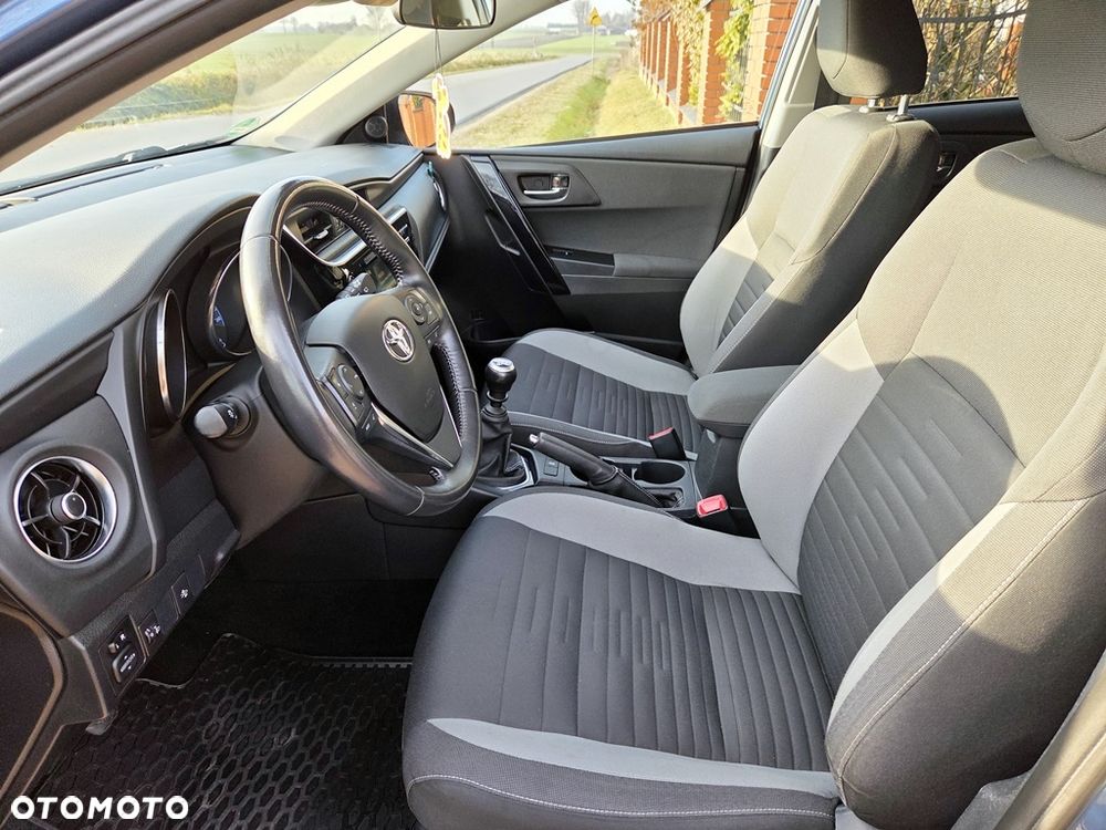 Toyota Auris 1.2 Turbo Edition S+ - 10