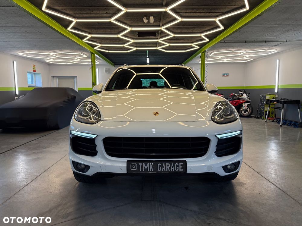 Porsche Cayenne S E-Hybrid - 11