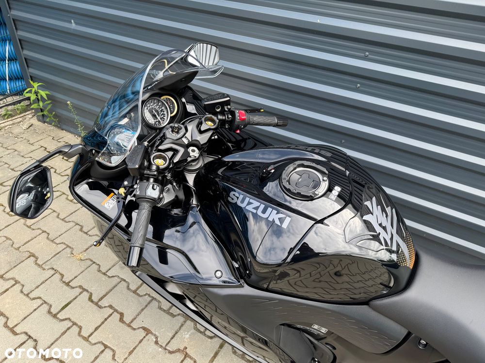 Suzuki GSX - 9