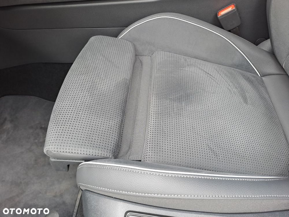 Skoda Superb 2.0 TDI SCR 4x4 Sportline DSG - 14