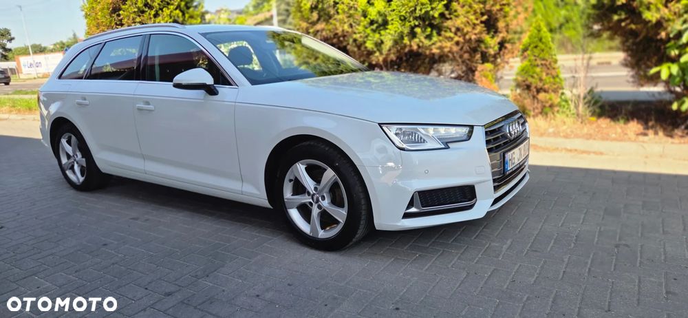 Audi A4 Avant 40 TFSI S tronic - 21