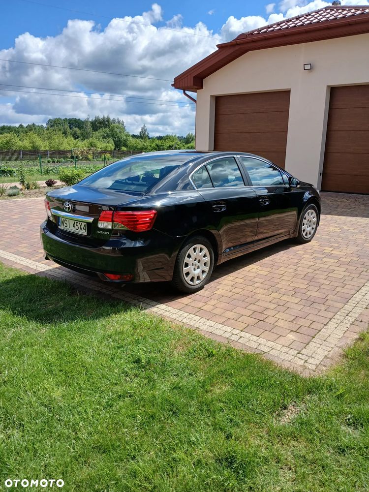 Toyota Avensis 2.0 D-4D Active - 17