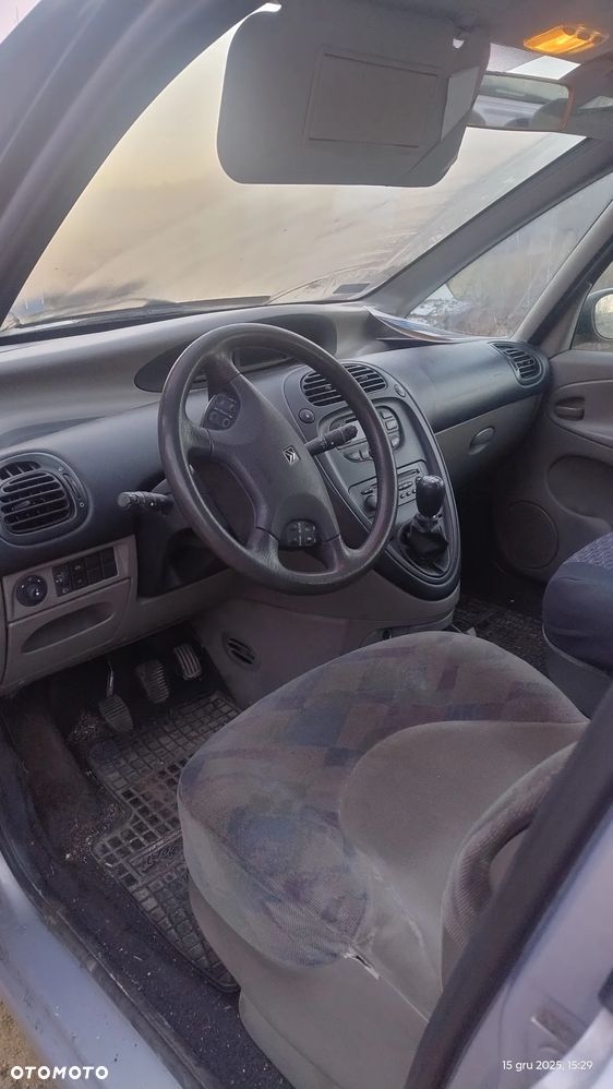 Citroën Xsara Picasso 1.8i Exclusive - 2