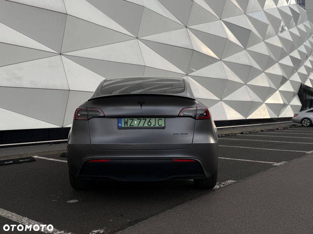 Tesla Y Model Long Range Dual Motor AWD - 14
