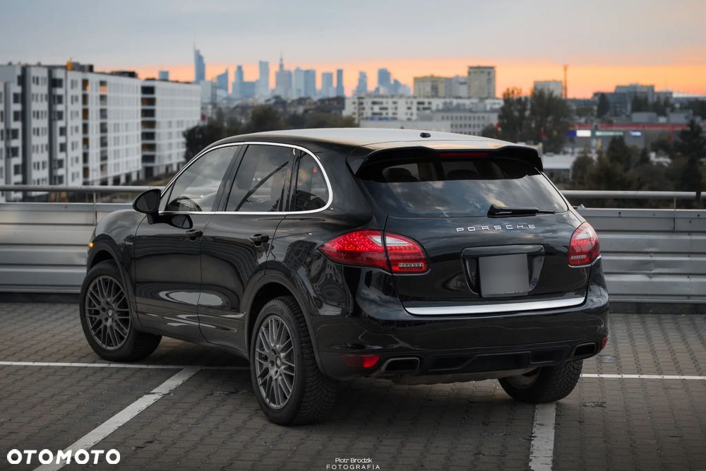 Porsche Cayenne - 8