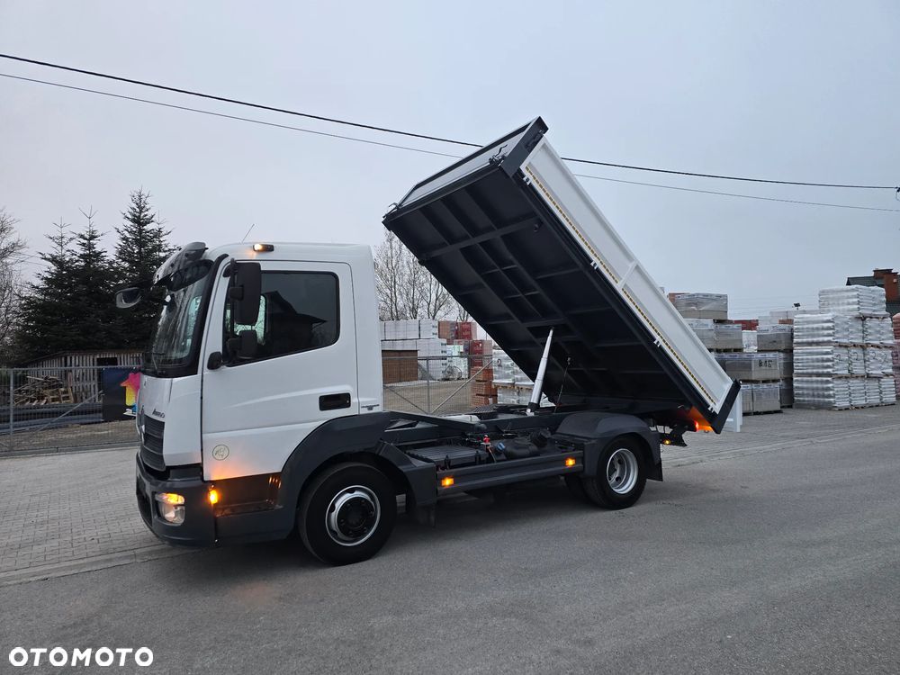 Mercedes-Benz Atego/Wywrotka/Manual/Blokada mostu