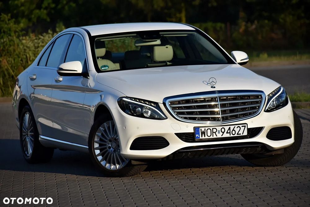 Mercedes-Benz Klasa C 180 9G-TRONIC Exclusive - 15