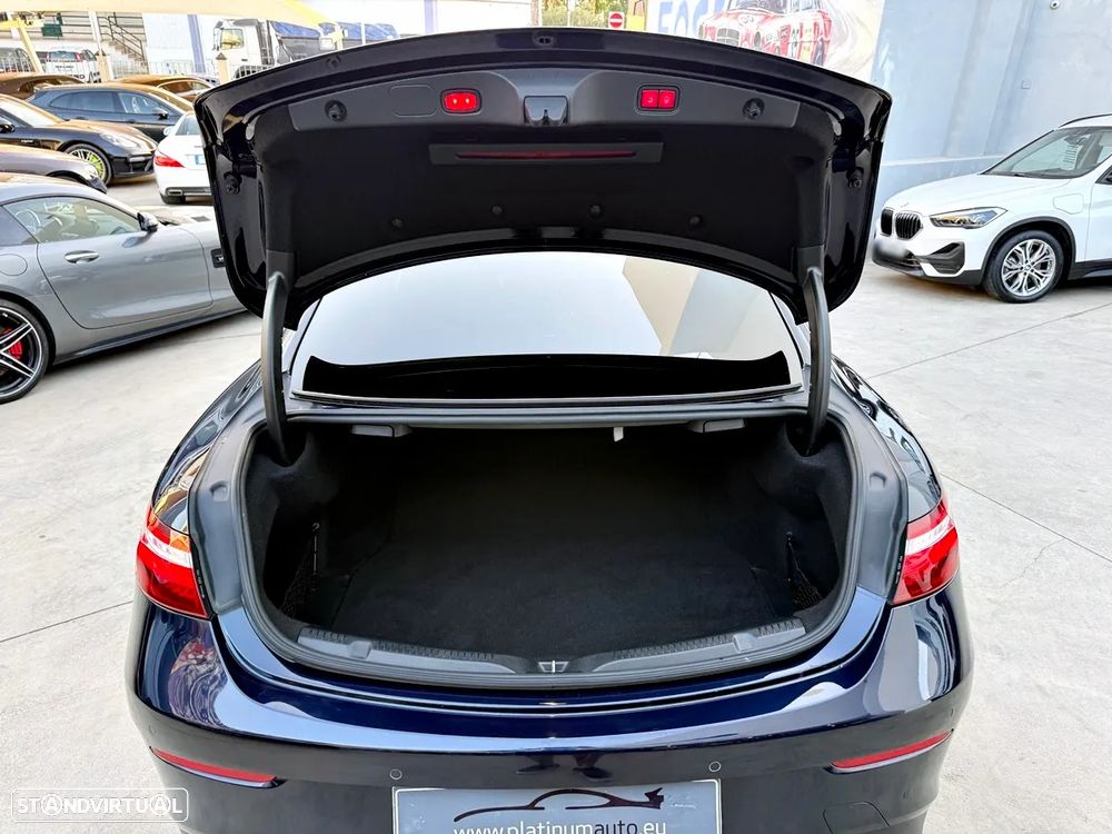 Mercedes-Benz E 53 AMG 4-Matic+ - 32