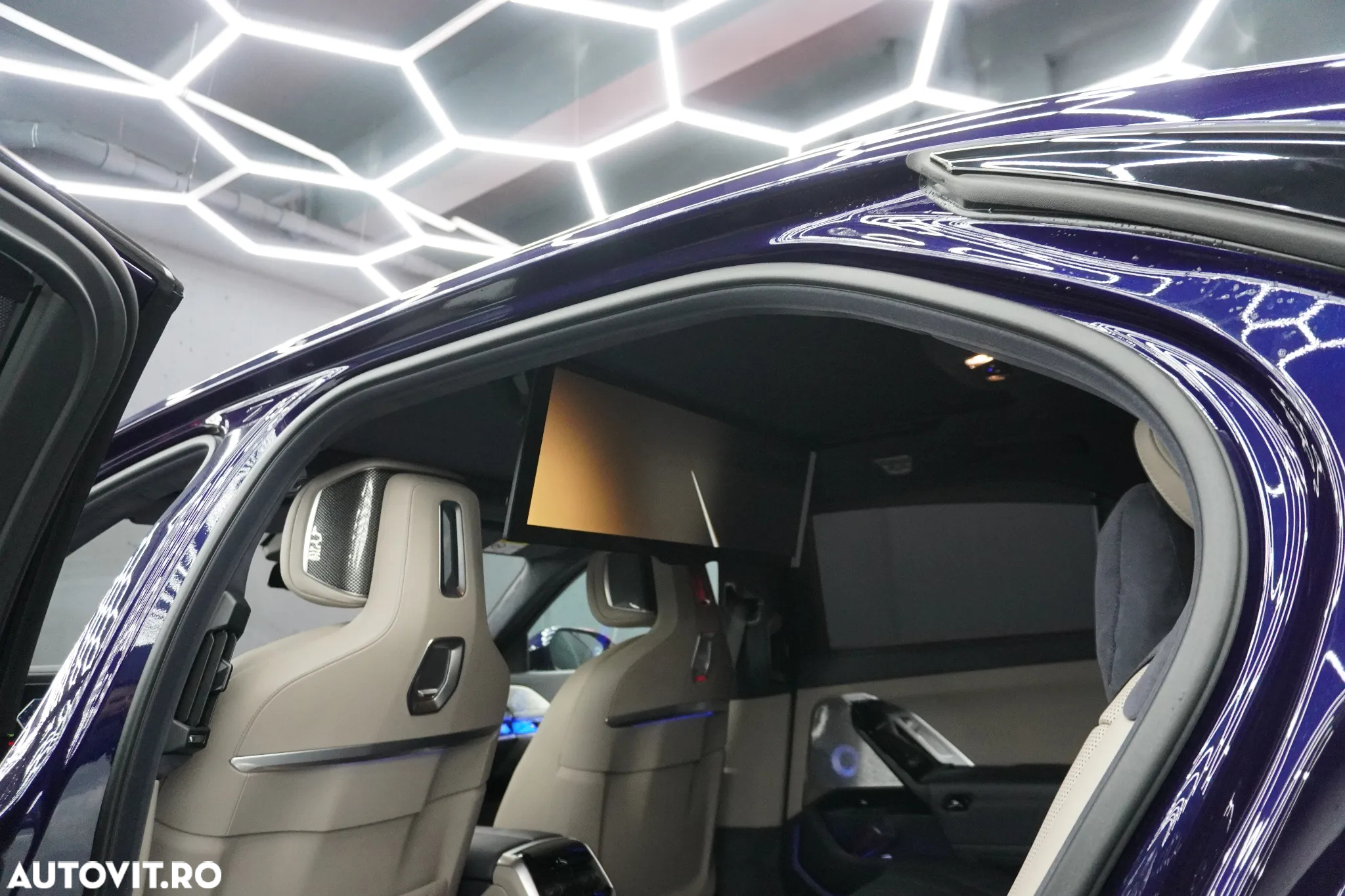 BMW Seria 7 740d xDrive MHEV - 20