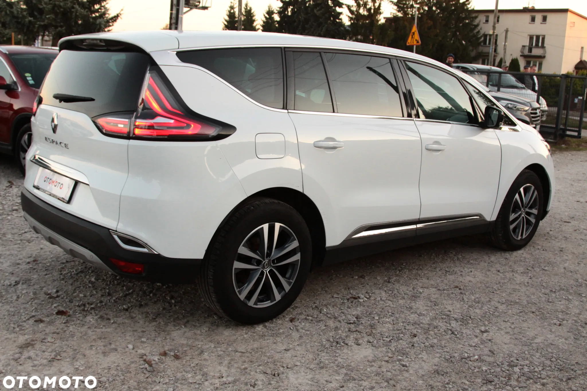 Renault Espace Energy dCi 130 Intens - 16