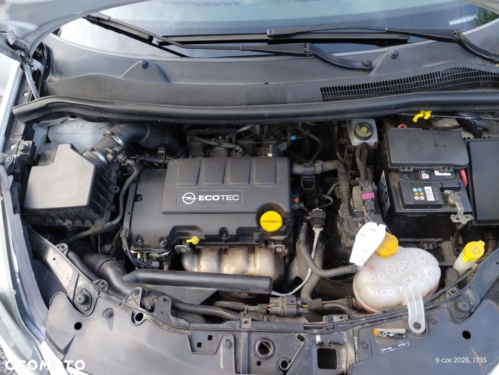 Opel Corsa 1.4 16V Color Edition - 34