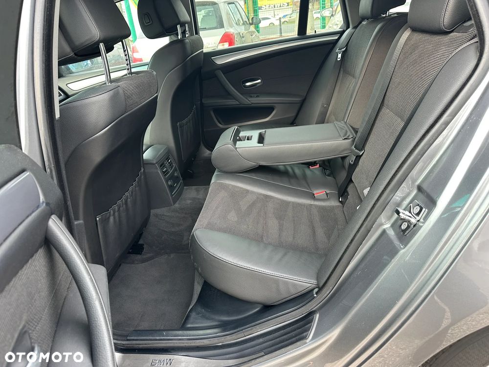 BMW Seria 5 - 22