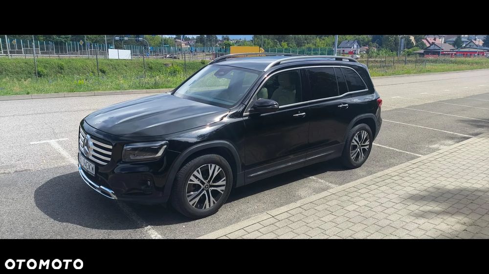 Mercedes-Benz GLB 250 4-Matic 8G-DCT - 6