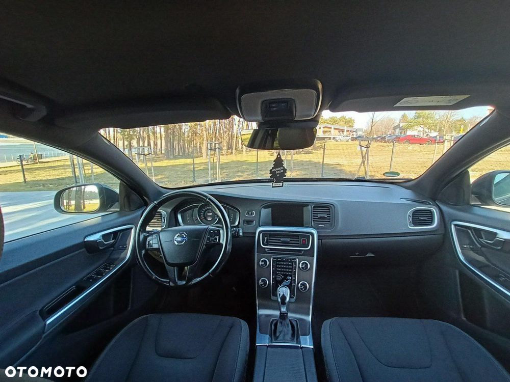 Volvo V60 - 33