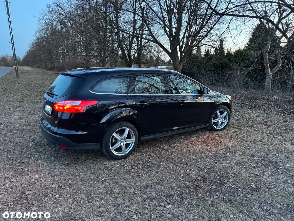Ford Focus SW 1.0 EcoBoost Titanium - 3