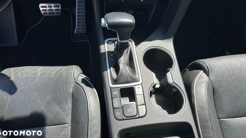 Kia Sportage 2,0 CRDI AWD GT Line - 11