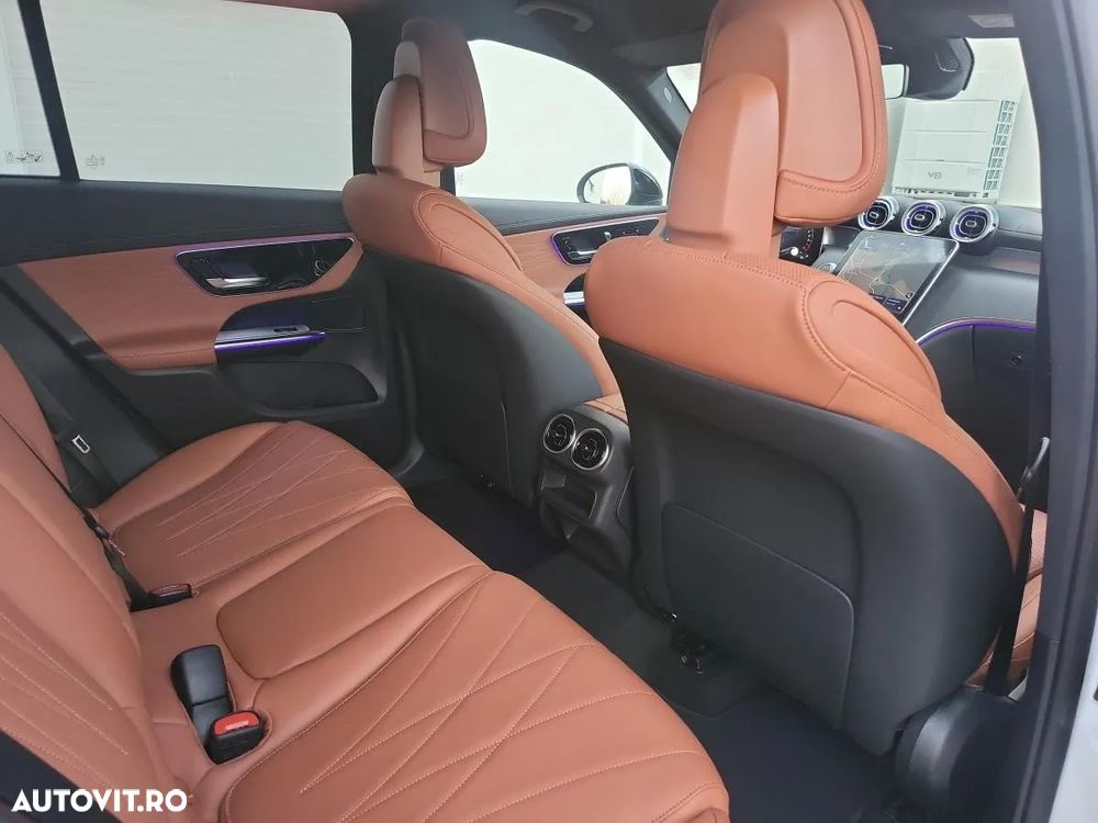 Mercedes-Benz GLC 300 e 4MATIC - 14