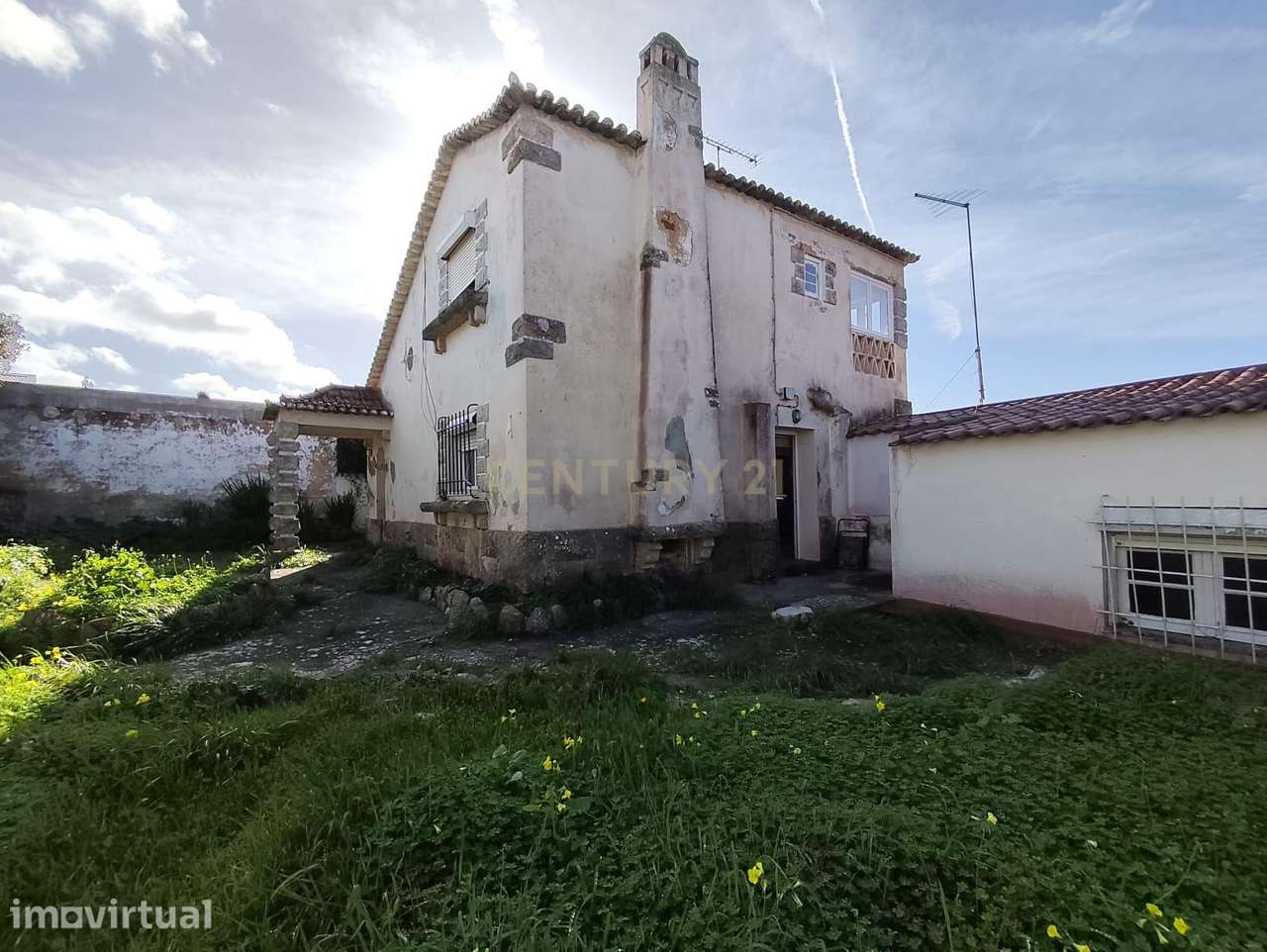 Moradia para remodelação total - Grande imagem: 2/27
