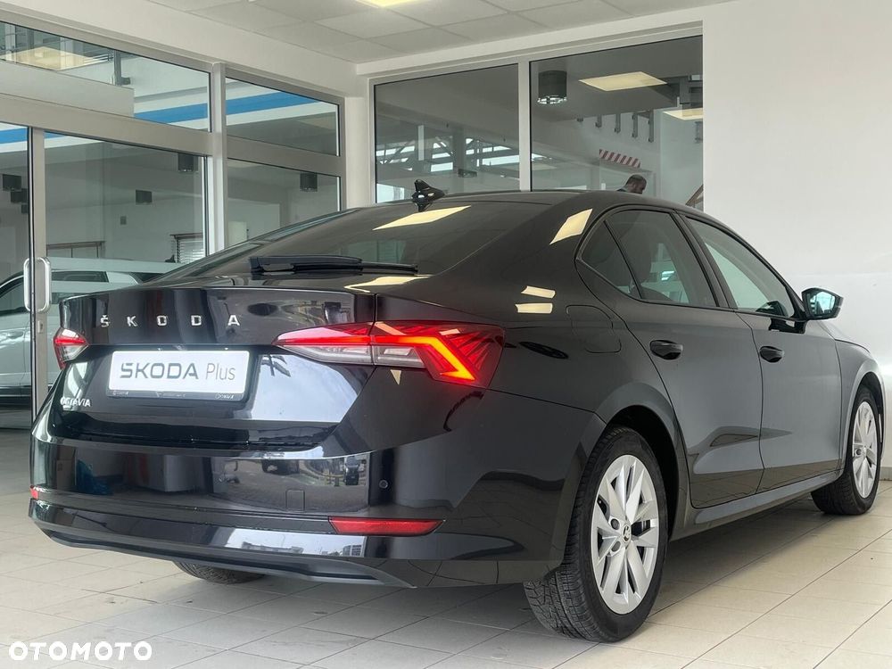 Skoda Octavia 1.5 TSI ACT Ambition - 5