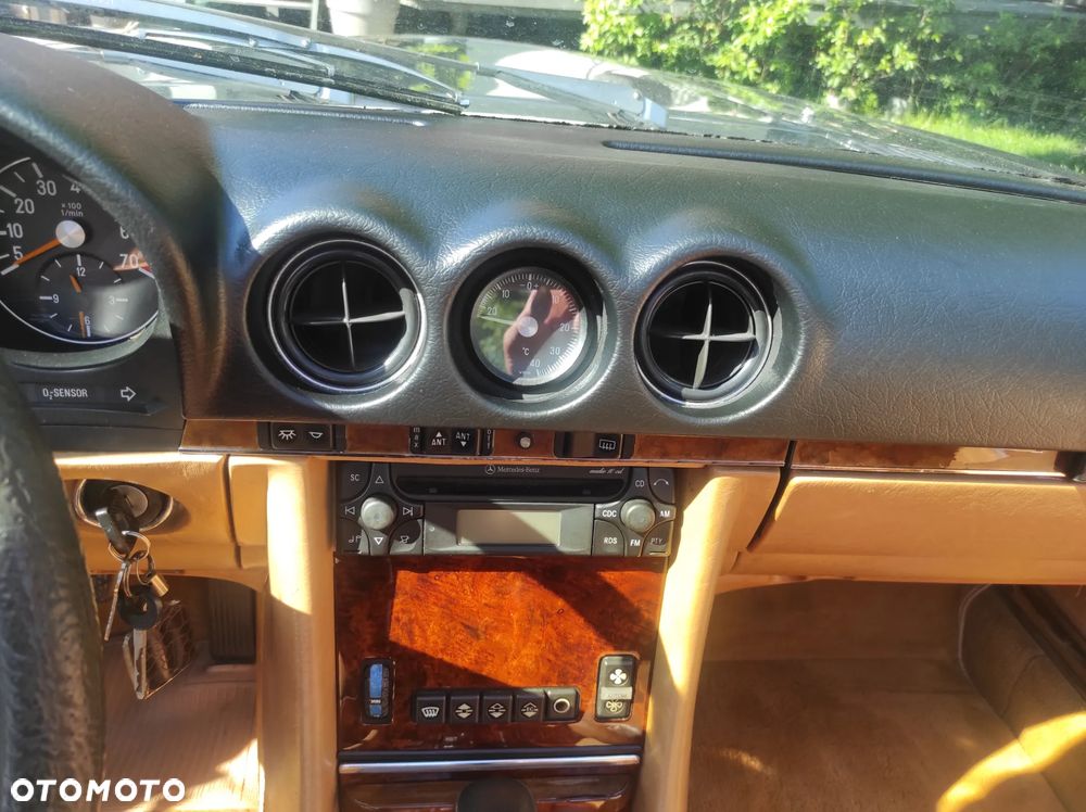 Mercedes-Benz SL - 10