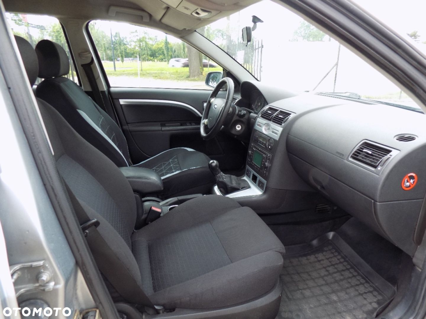 Ford Mondeo - 7