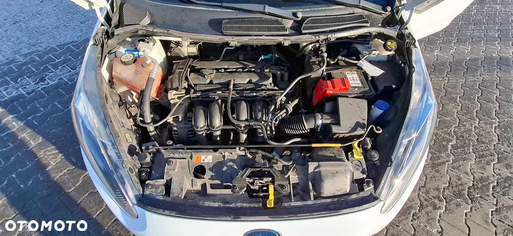 Ford Fiesta 1.25 SYNC Edition - 12