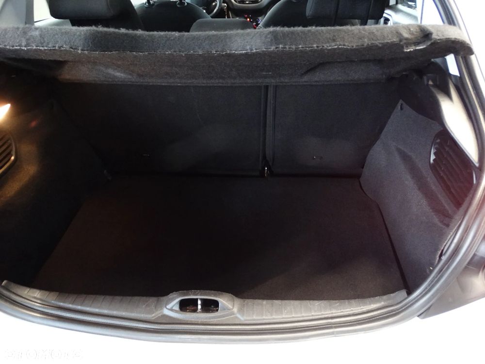 Peugeot 208 82 PureTech Style - 16