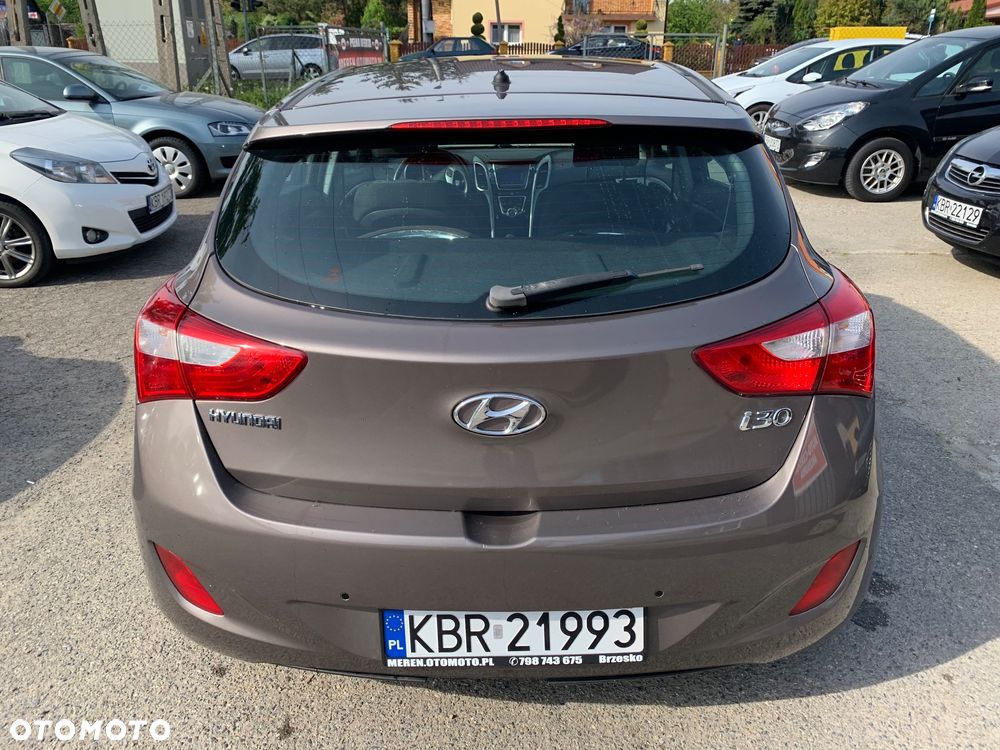 Hyundai i30 1.4 Classic - 9