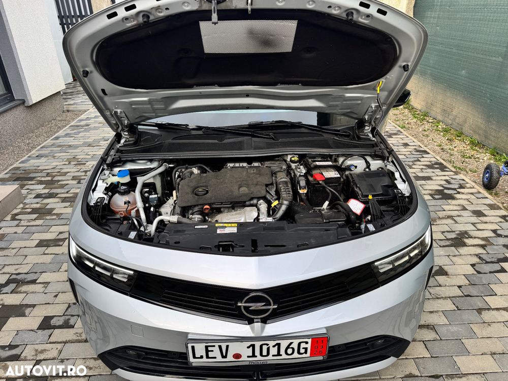 Opel Astra 1.5 D Automatik Business Elegance - 9