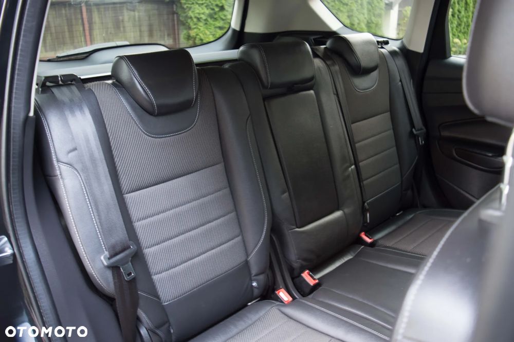 Ford Kuga 2.0 TDCi 4WD Titanium - 34