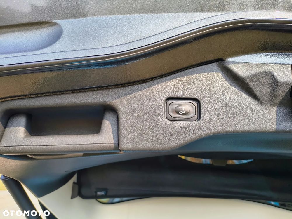 Ford Mondeo 1.5 EcoBoost Trend - 17