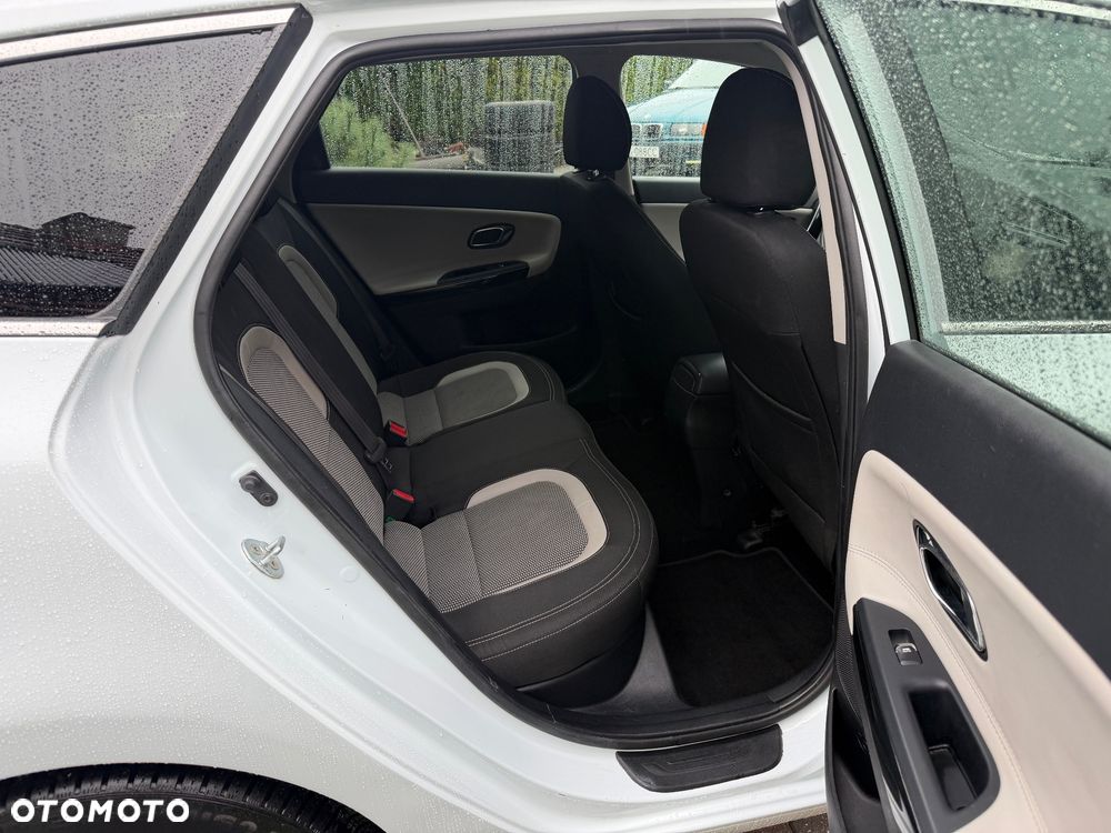Kia Ceed 1.6 GDI ISG Dream-Team Edition - 28
