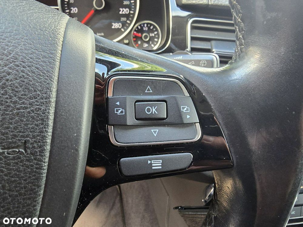 Volkswagen Touareg 3.0 V6 TDI BMT Business Line - 15