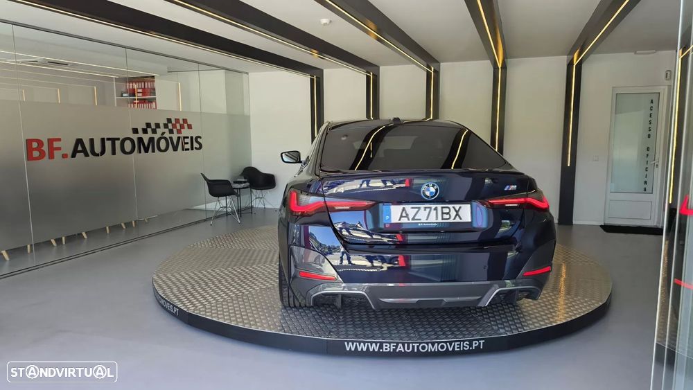 BMW i4 eDrive35 Pack Desportivo M Pro - 17