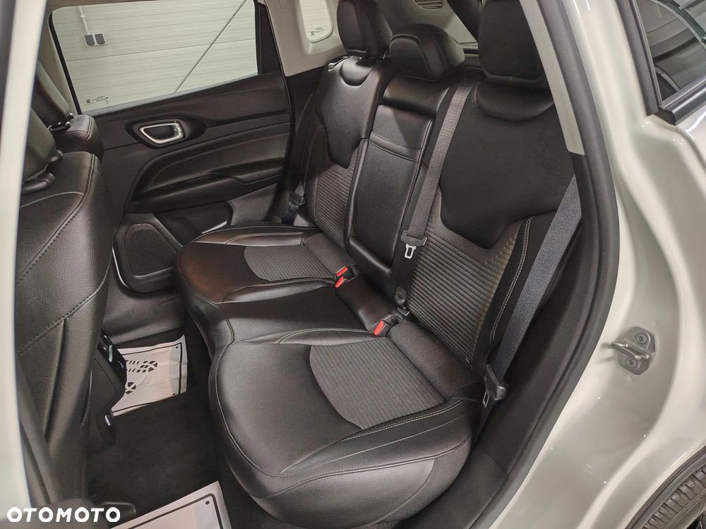 Jeep Compass 1.3 T4 4xe Automatik Limited - 22
