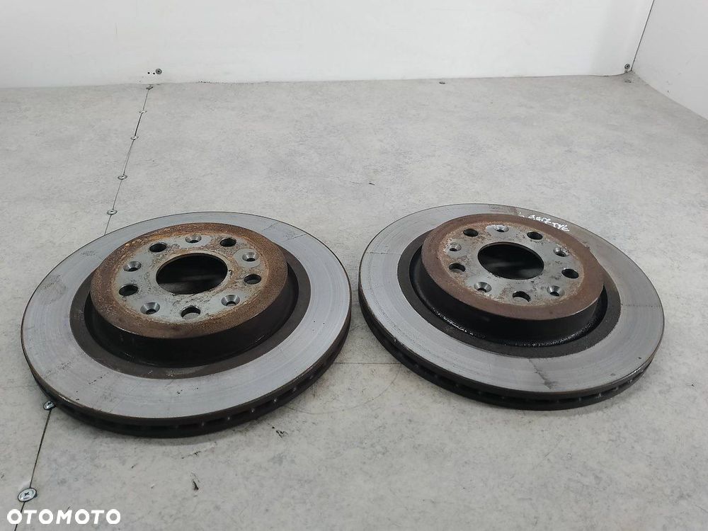 TARCZE HAMULCOWE TYŁ OPEL INSIGNIA A 2.0 CDTI - 1