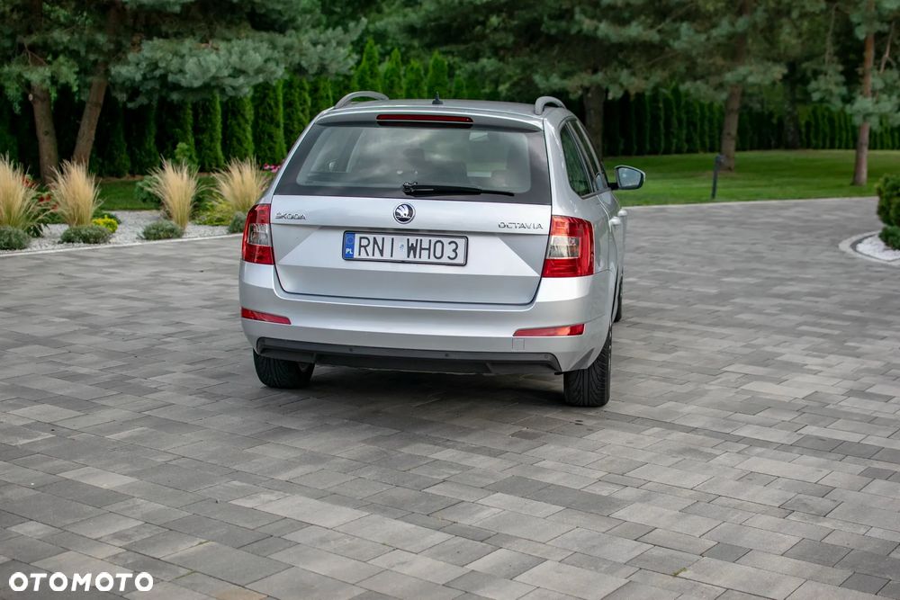 Skoda Octavia - 24
