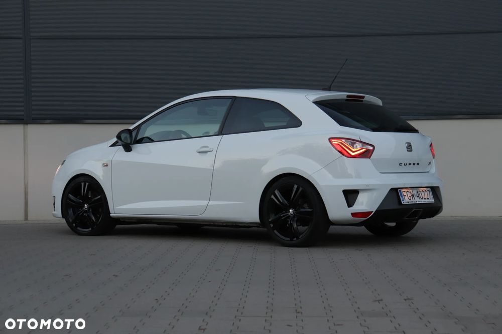 Seat Ibiza SC 1.8 TSI S&S Cupra - 17