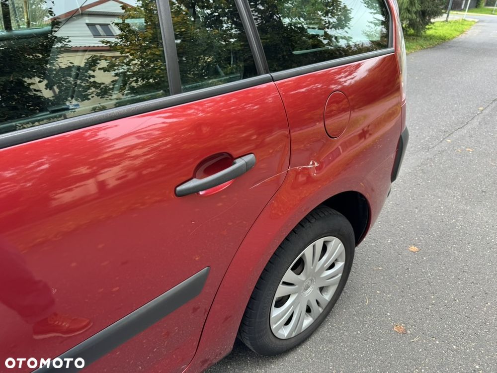 Citroën C4 Grand Picasso - 18