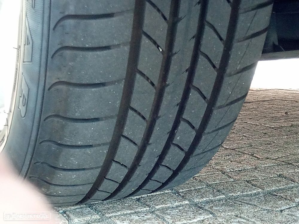 BMW 320 d Touring Advantage Auto - 6