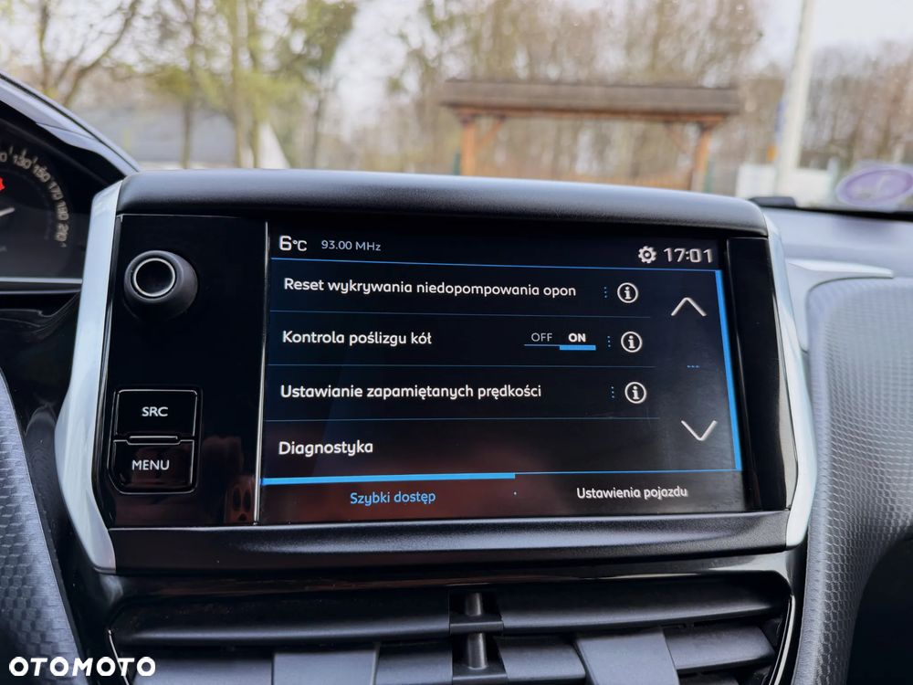 Peugeot 2008 PureTech 130 Stop&Start EAT6 Allure - 27