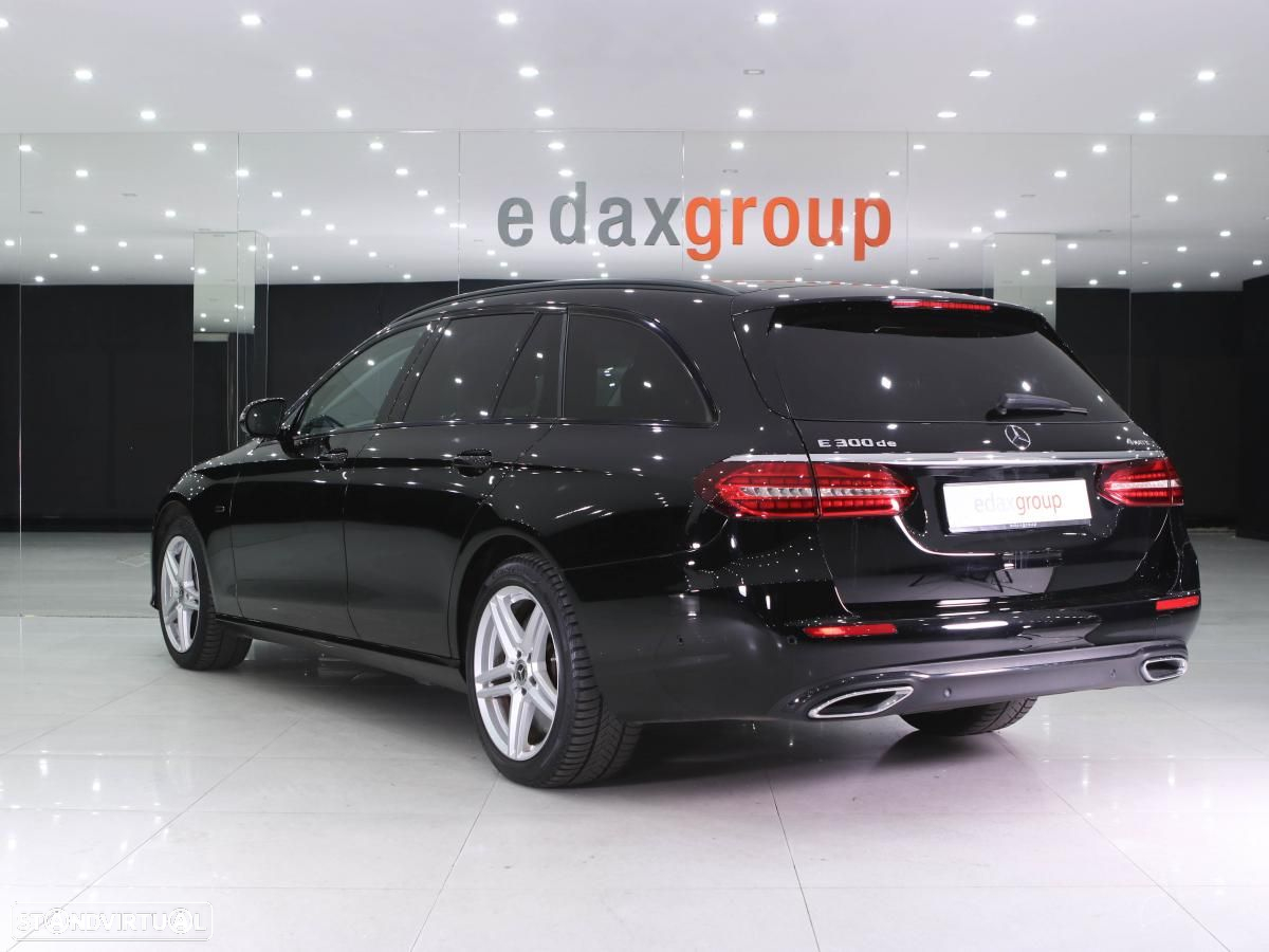 Mercedes-Benz E 300 de Avantgarde 4Matic - 4