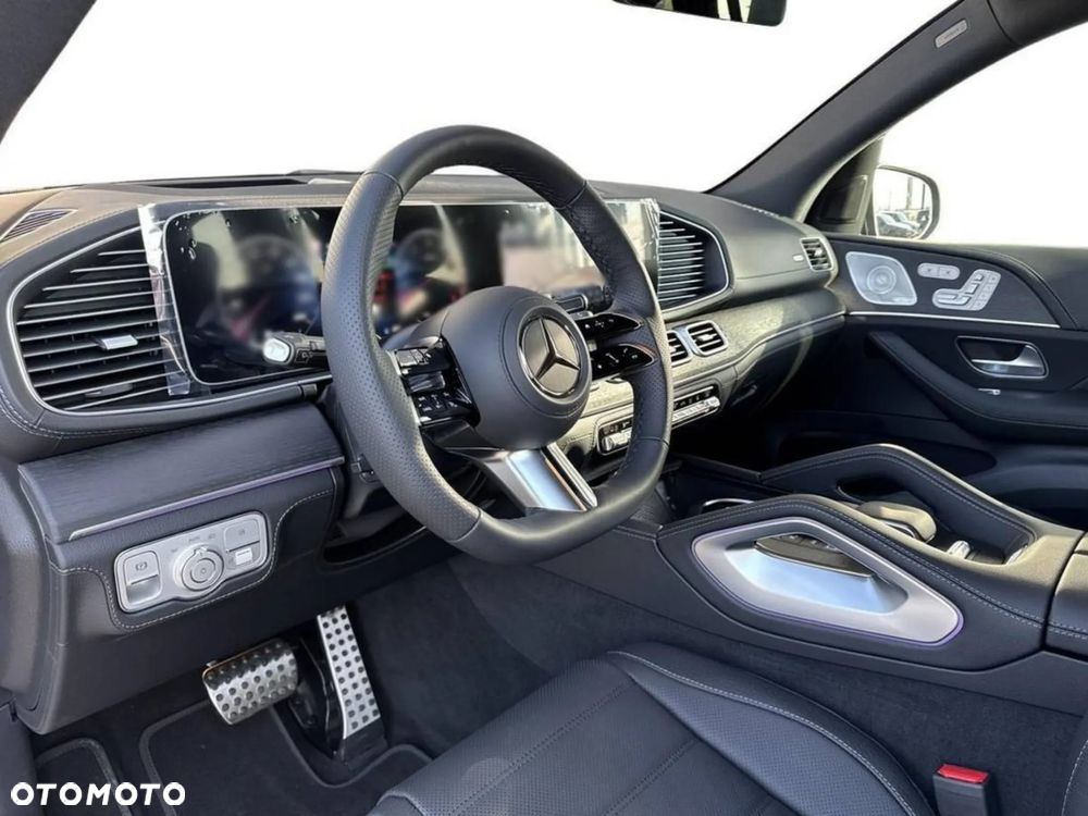 Mercedes-Benz GLS - 7