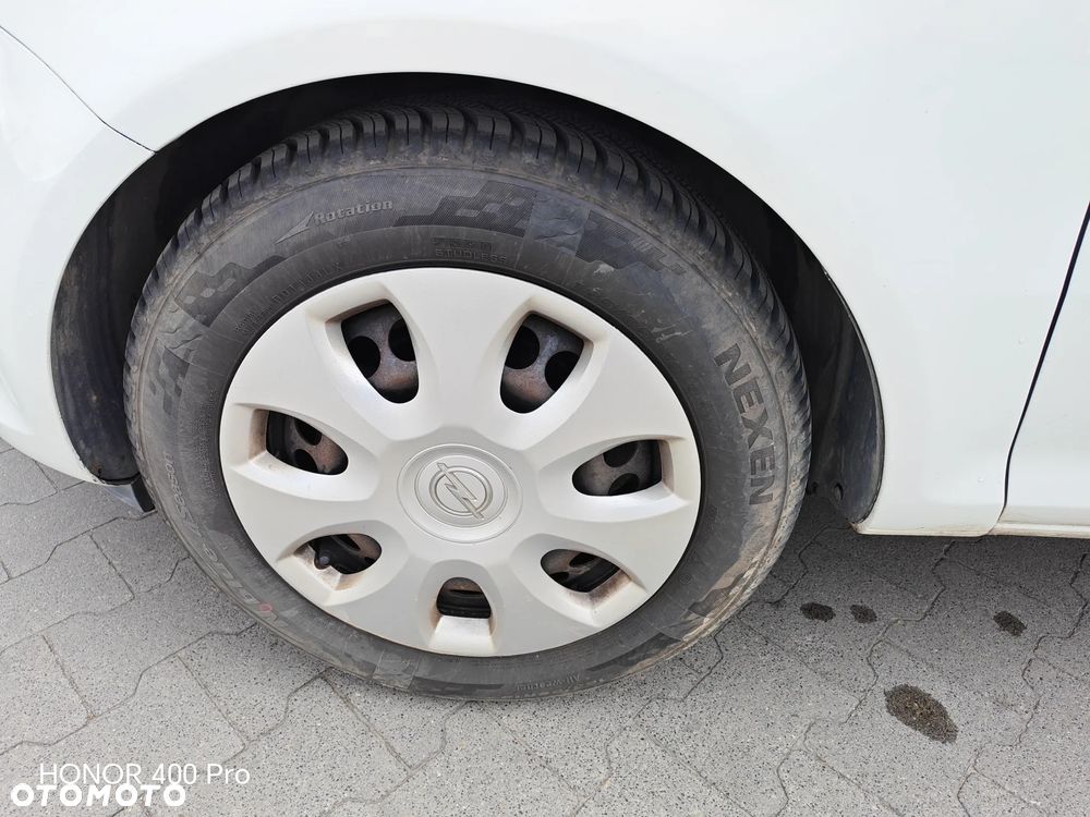 Opel Corsa 1.2 16V Enjoy - 12