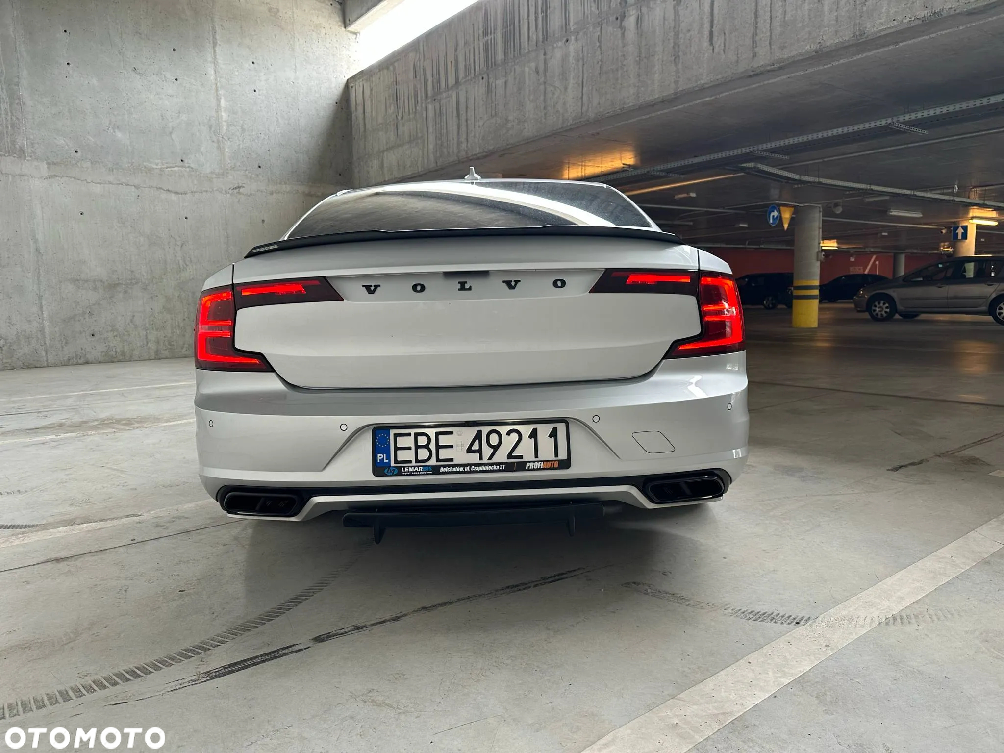 Volvo S90 T6 AWD R-Design - 8
