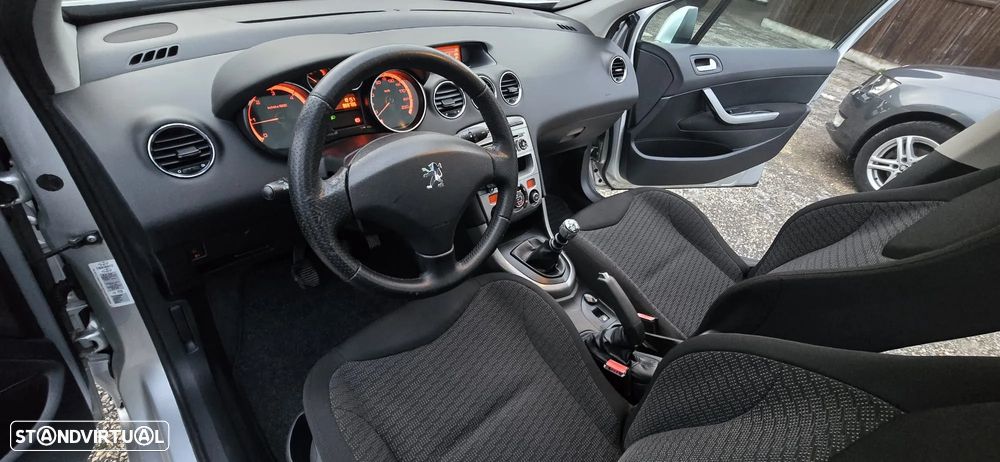 Peugeot 308 SW 1.6 HDi Premium CVM6 - 15