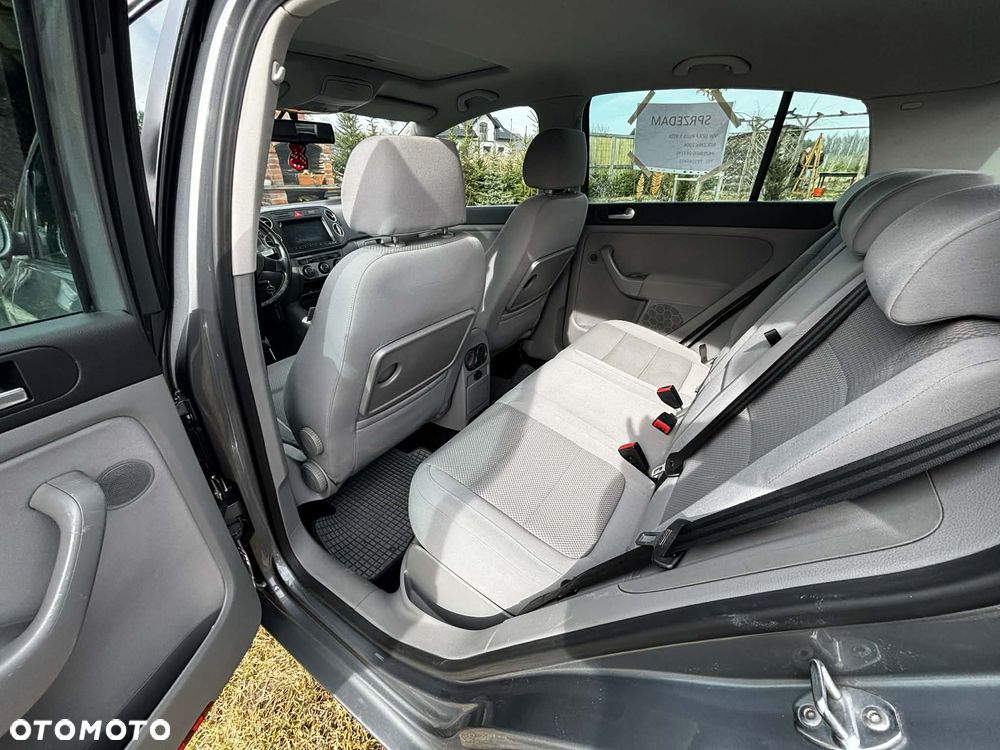 Volkswagen Golf Plus 1.9 TDI Comfortline - 24