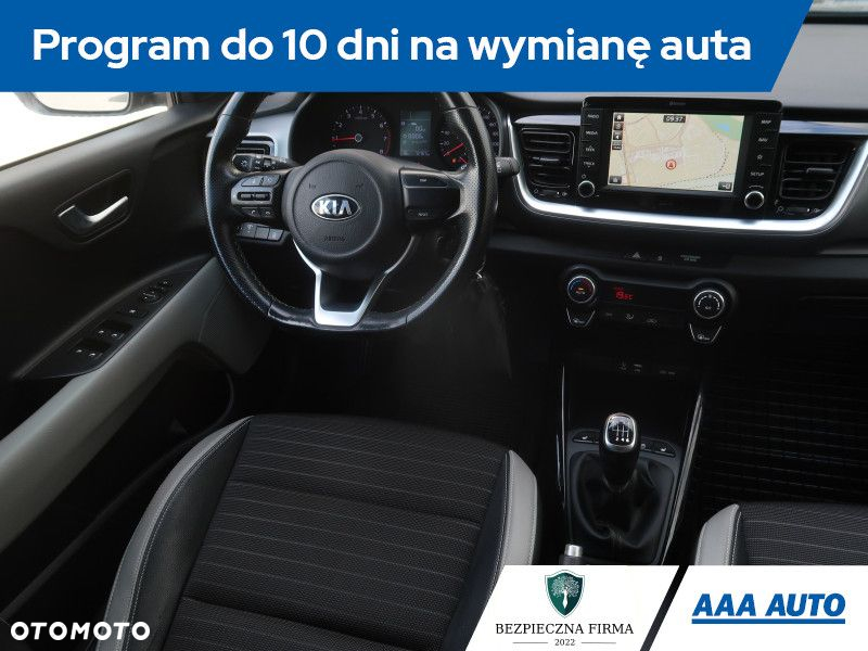 Kia Stonic - 8