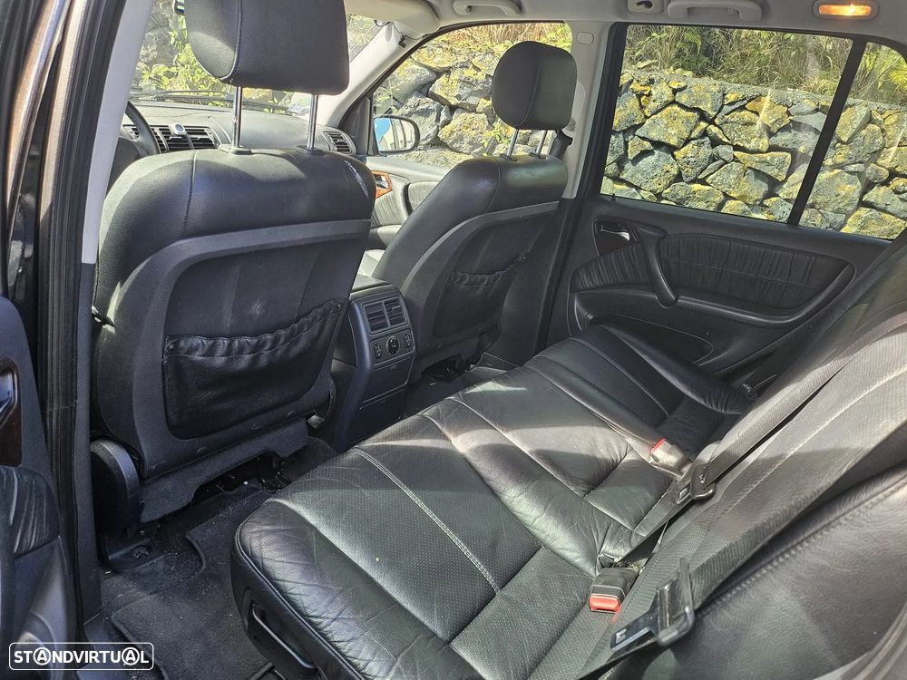 Mercedes-Benz ML 320 Standard - 13