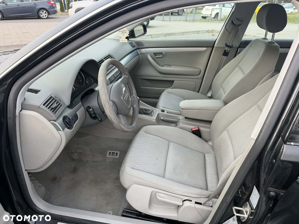 Audi A4 Limousine - 9